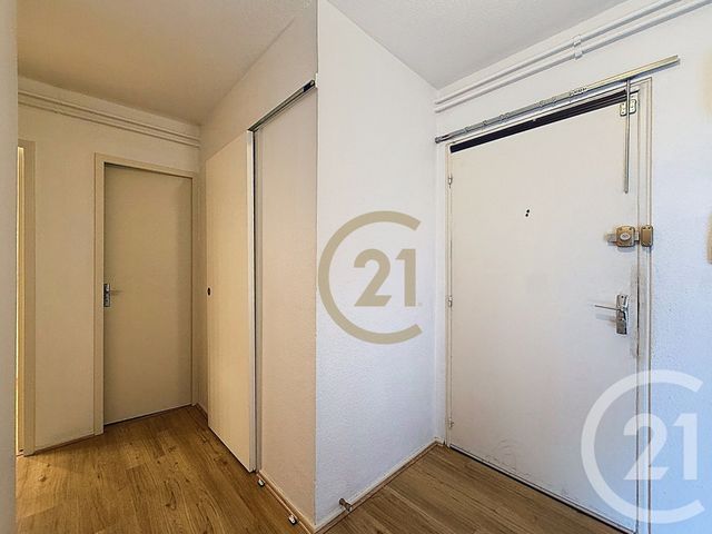 Appartement F2 à louer - 2 pièces - 54.0 m2 - BELFORT - 90 - FRANCHE-COMTE - Century 21 Agence Du Théâtre