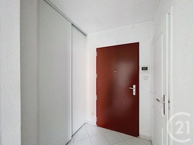 Appartement T2 à louer - 2 pièces - 41.52 m2 - BELFORT - 90 - FRANCHE-COMTE - Century 21 Agence Du Théâtre