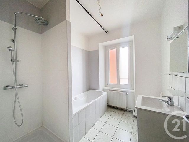 Appartement F3 à louer - 3 pièces - 56.0 m2 - BELFORT - 90 - FRANCHE-COMTE - Century 21 Agence Du Théâtre
