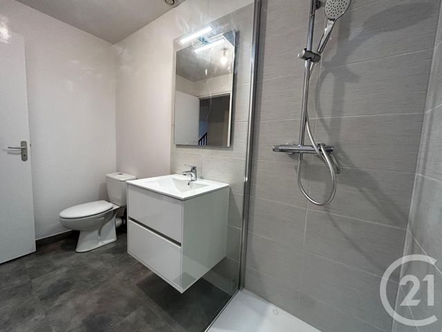 Appartement Duplex à louer - 2 pièces - 50.0 m2 - BOUROGNE - 90 - FRANCHE-COMTE - Century 21 Agence Du Théâtre