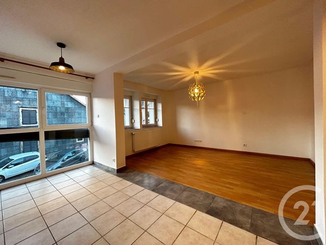 Appartement Duplex à louer - 2 pièces - 50.0 m2 - BOUROGNE - 90 - FRANCHE-COMTE - Century 21 Agence Du Théâtre