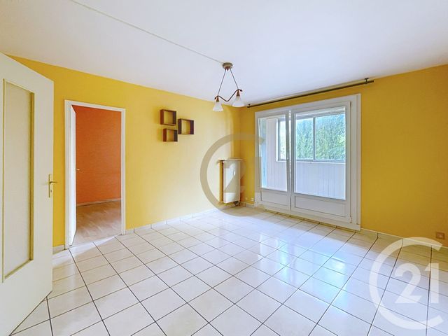 Appartement F3 à vendre - 3 pièces - 58.87 m2 - BELFORT - 90 - FRANCHE-COMTE - Century 21 Agence Du Théâtre