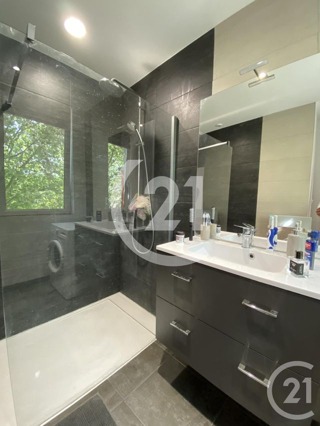 Appartement F1 bis à louer - 2 pièces - 29.66 m2 - MONTBELIARD - 25 - FRANCHE-COMTE - Century 21 Agence Du Théâtre