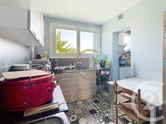 Appartement F4 à vendre - 4 pièces - 70.91 m2 - MONTBELIARD - 25 - FRANCHE-COMTE - Century 21 Agence Du Théâtre