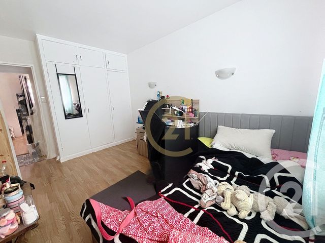 Appartement F4 à vendre - 4 pièces - 70.91 m2 - MONTBELIARD - 25 - FRANCHE-COMTE - Century 21 Agence Du Théâtre