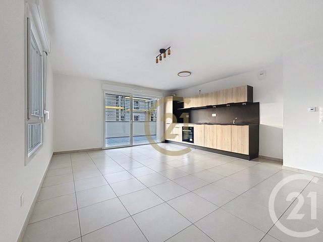 Appartement F3 à louer - 3 pièces - 63.64 m2 - BELFORT - 90 - FRANCHE-COMTE - Century 21 Agence Du Théâtre