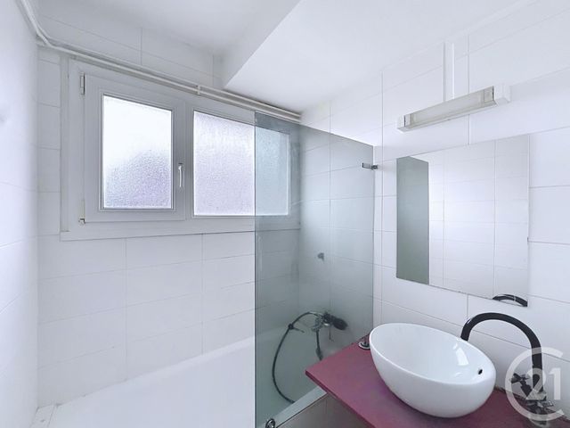 Appartement F4 à vendre - 4 pièces - 64.3 m2 - BELFORT - 90 - FRANCHE-COMTE - Century 21 Agence Du Théâtre