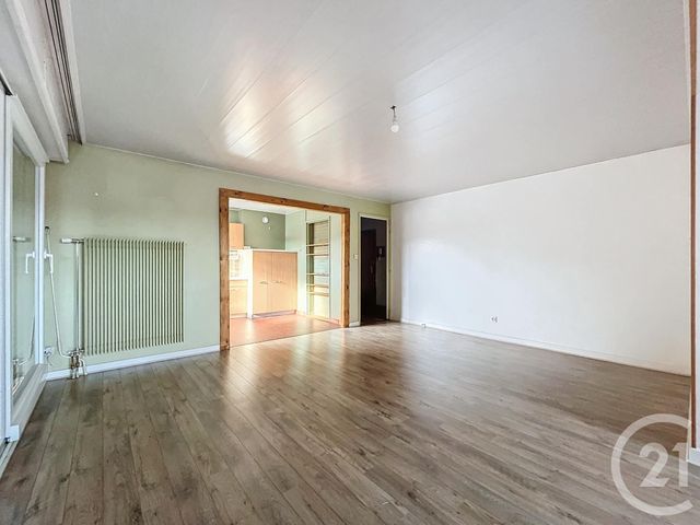 Appartement F5 à louer - 5 pièces - 86.7 m2 - BELFORT - 90 - FRANCHE-COMTE - Century 21 Agence Du Théâtre