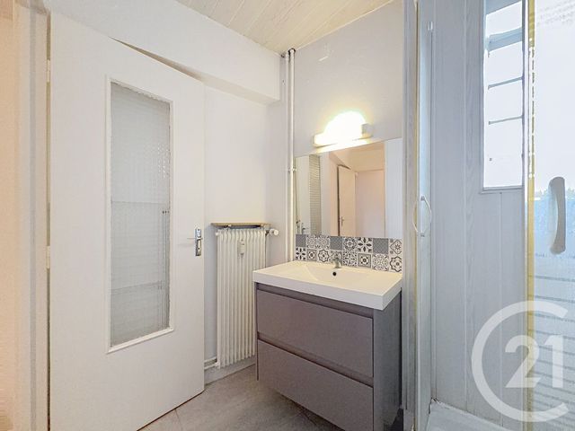 Appartement F1 bis à louer - 2 pièces - 32.91 m2 - BELFORT - 90 - FRANCHE-COMTE - Century 21 Agence Du Théâtre