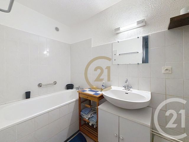 Appartement F1 bis à louer - 2 pièces - 31.09 m2 - BELFORT - 90 - FRANCHE-COMTE - Century 21 Agence Du Théâtre