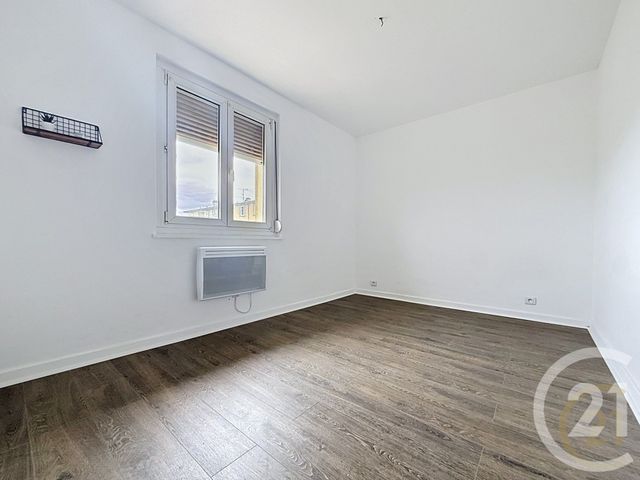 Appartement F4 à louer - 4 pièces - 63.99 m2 - BELFORT - 90 - FRANCHE-COMTE - Century 21 Agence Du Théâtre