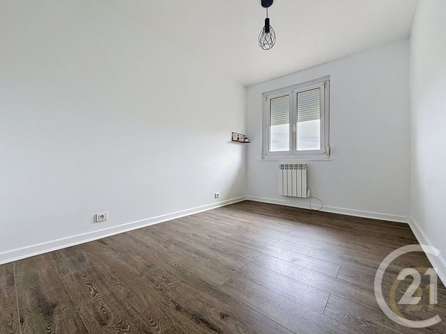 Appartement F4 à louer - 4 pièces - 63.99 m2 - BELFORT - 90 - FRANCHE-COMTE - Century 21 Agence Du Théâtre