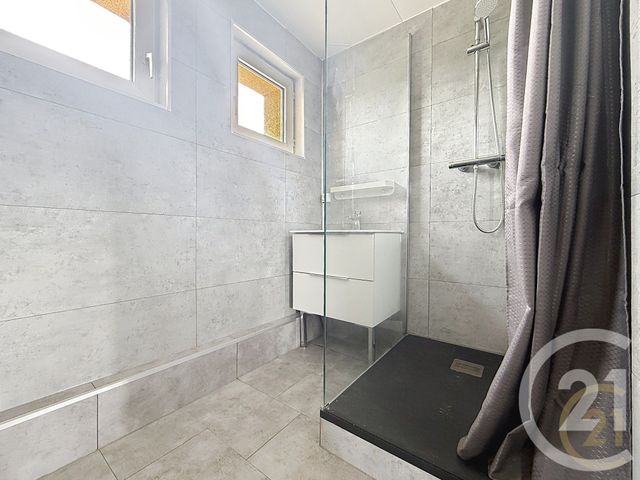 Appartement F4 à louer - 4 pièces - 63.99 m2 - BELFORT - 90 - FRANCHE-COMTE - Century 21 Agence Du Théâtre