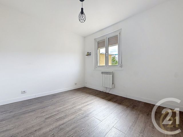 Appartement F4 à louer - 4 pièces - 63.99 m2 - BELFORT - 90 - FRANCHE-COMTE - Century 21 Agence Du Théâtre