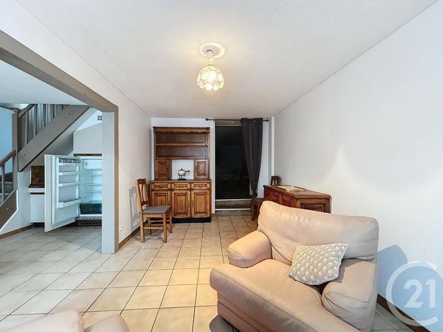 Appartement F5 à louer - 5 pièces - 88.0 m2 - ESSERT - 90 - FRANCHE-COMTE - Century 21 Agence Du Théâtre