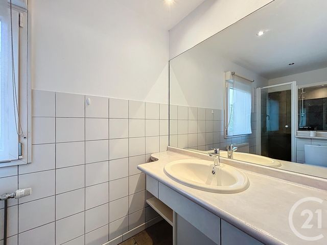 Appartement F5 à louer - 5 pièces - 88.0 m2 - ESSERT - 90 - FRANCHE-COMTE - Century 21 Agence Du Théâtre