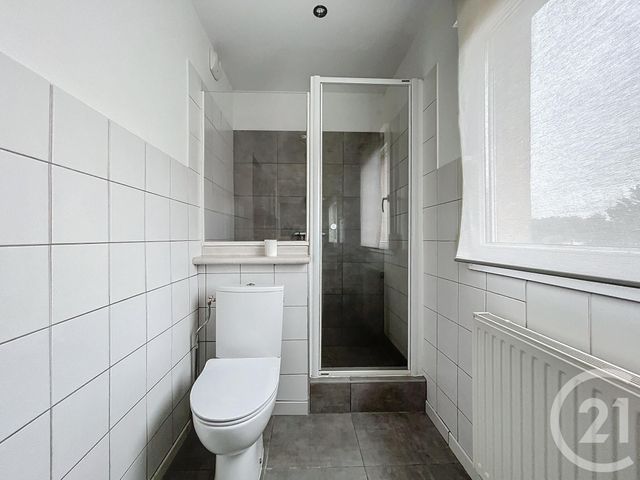 Appartement F5 à louer - 5 pièces - 88.0 m2 - ESSERT - 90 - FRANCHE-COMTE - Century 21 Agence Du Théâtre