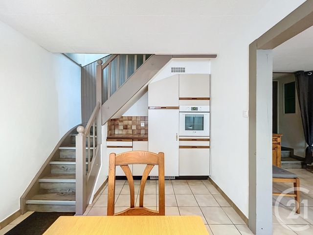 Appartement F5 à louer - 5 pièces - 88.0 m2 - ESSERT - 90 - FRANCHE-COMTE - Century 21 Agence Du Théâtre