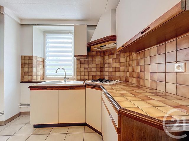 Appartement F5 à louer - 5 pièces - 88.0 m2 - ESSERT - 90 - FRANCHE-COMTE - Century 21 Agence Du Théâtre