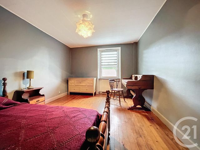 Appartement F5 à louer - 5 pièces - 88.0 m2 - ESSERT - 90 - FRANCHE-COMTE - Century 21 Agence Du Théâtre