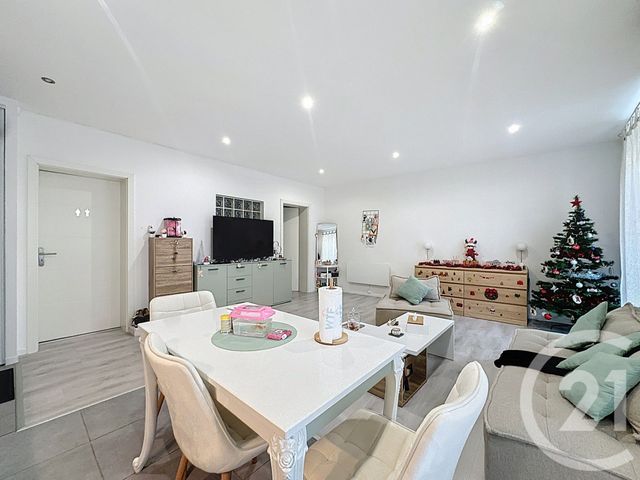 Appartement F3 à vendre - 3 pièces - 51.96 m2 - BAVILLIERS - 90 - FRANCHE-COMTE - Century 21 Agence Du Théâtre