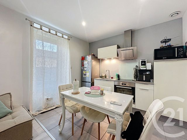 Appartement F3 à vendre - 3 pièces - 51.96 m2 - BAVILLIERS - 90 - FRANCHE-COMTE - Century 21 Agence Du Théâtre