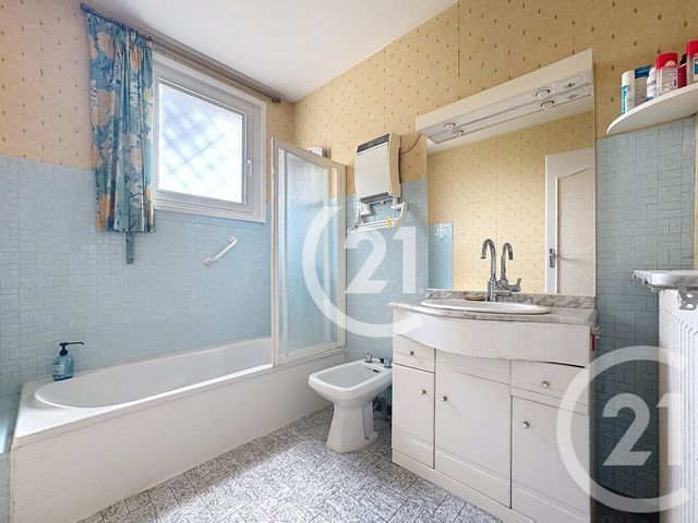 maison à vendre - 7 pièces - 133.23 m2 - VALDOIE - 90 - FRANCHE-COMTE - Century 21 Agence Du Théâtre