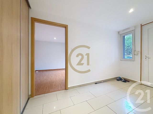 Appartement F2 à louer - 2 pièces - 60.76 m2 - BAVILLIERS - 90 - FRANCHE-COMTE - Century 21 Agence Du Théâtre