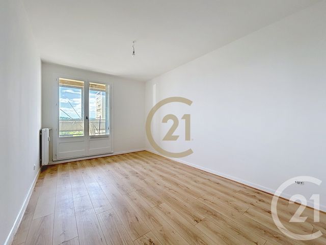 Appartement F6 à vendre - 6 pièces - 119.49 m2 - BELFORT - 90 - FRANCHE-COMTE - Century 21 Agence Du Théâtre