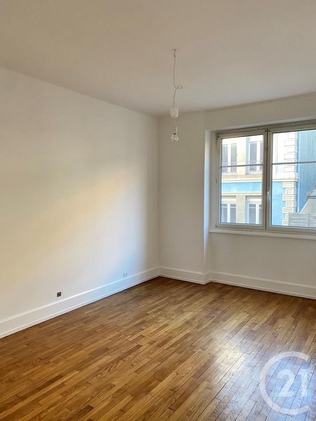 Appartement F4 à louer - 4 pièces - 70.95 m2 - BELFORT - 90 - FRANCHE-COMTE - Century 21 Agence Du Théâtre