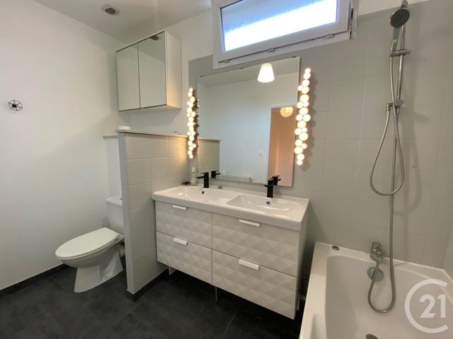 maison à louer - 5 pièces - 105.0 m2 - BELFORT - 90 - FRANCHE-COMTE - Century 21 Agence Du Théâtre