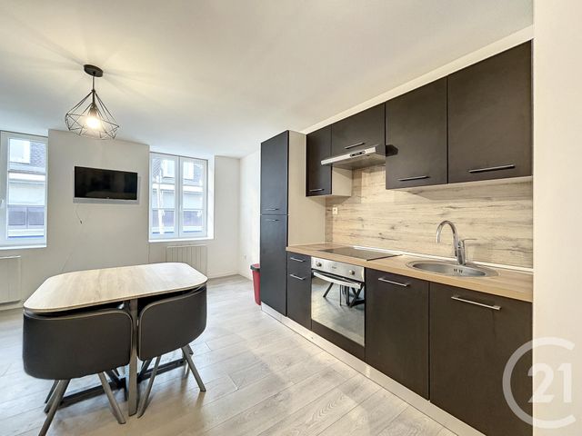 Appartement T2 à louer - 2 pièces - 40.1 m2 - MONTBELIARD - 25 - FRANCHE-COMTE - Century 21 Agence Du Théâtre