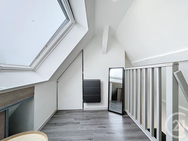 Appartement Duplex à louer - 2 pièces - 37.71 m2 - BELFORT - 90 - FRANCHE-COMTE - Century 21 Agence Du Théâtre