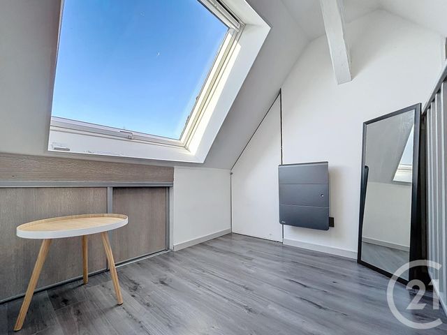 Appartement Duplex à louer - 2 pièces - 37.71 m2 - BELFORT - 90 - FRANCHE-COMTE - Century 21 Agence Du Théâtre