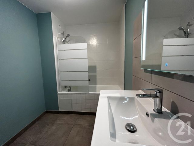 Appartement F2 à louer - 2 pièces - 60.0 m2 - BELFORT - 90 - FRANCHE-COMTE - Century 21 Agence Du Théâtre