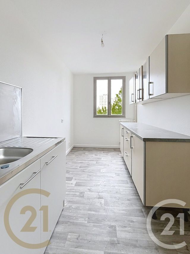 Appartement F3 à vendre - 3 pièces - 59.68 m2 - BELFORT - 90 - FRANCHE-COMTE - Century 21 Agence Du Théâtre