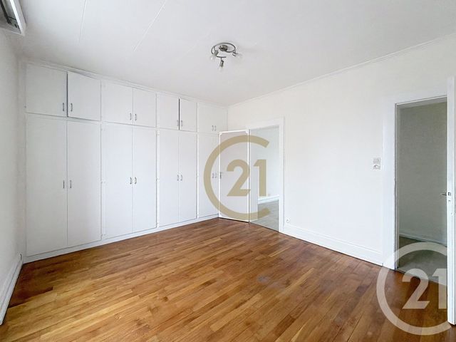 Appartement T3 à louer - 3 pièces - 60.0 m2 - BELFORT - 90 - FRANCHE-COMTE - Century 21 Agence Du Théâtre