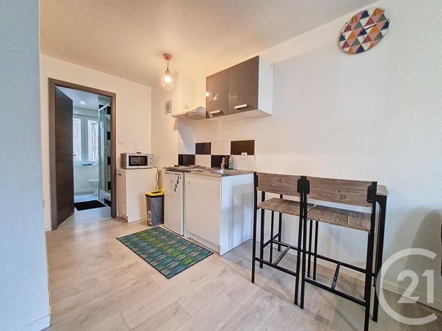 Appartement F1 à louer - 1 pièce - 25.63 m2 - MONTBELIARD - 25 - FRANCHE-COMTE - Century 21 Agence Du Théâtre