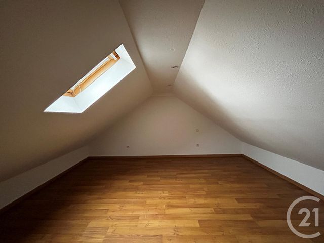 Appartement T2 à louer - 2 pièces - 34.0 m2 - BELFORT - 90 - FRANCHE-COMTE - Century 21 Agence Du Théâtre