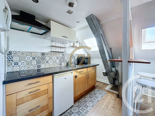 Appartement F1 à louer - 1 pièce - 16.1 m2 - BELFORT - 90 - FRANCHE-COMTE - Century 21 Agence Du Théâtre