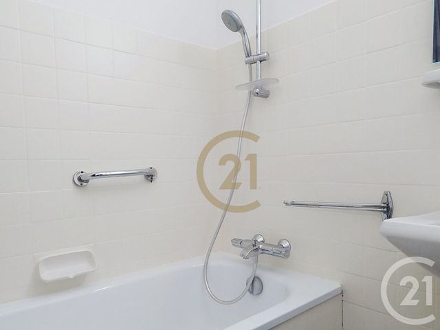 Appartement F2 à louer - 2 pièces - 47.62 m2 - VALDOIE - 90 - FRANCHE-COMTE - Century 21 Agence Du Théâtre