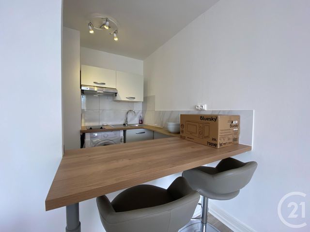 Appartement Studio à louer - 1 pièce - 26.0 m2 - BELFORT - 90 - FRANCHE-COMTE - Century 21 Agence Du Théâtre