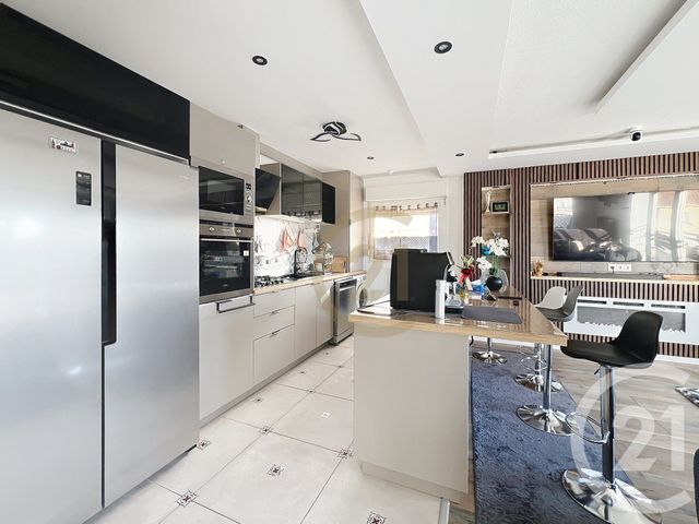 Appartement F3 à vendre - 3 pièces - 66.84 m2 - AUDINCOURT - 25 - FRANCHE-COMTE - Century 21 Agence Du Théâtre