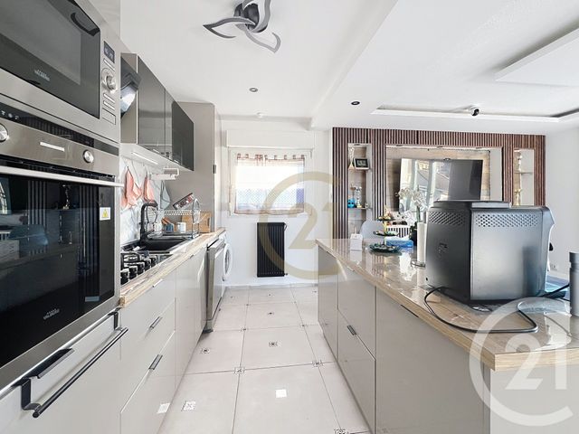 Appartement F3 à vendre - 3 pièces - 66.84 m2 - AUDINCOURT - 25 - FRANCHE-COMTE - Century 21 Agence Du Théâtre