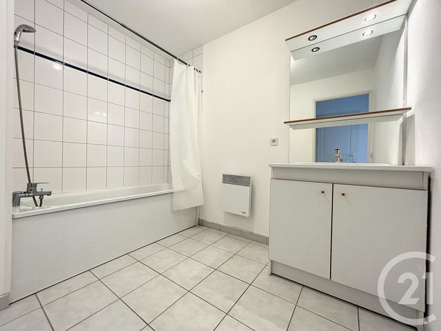 Appartement F2 à louer - 2 pièces - 46.39 m2 - BELFORT - 90 - FRANCHE-COMTE - Century 21 Agence Du Théâtre