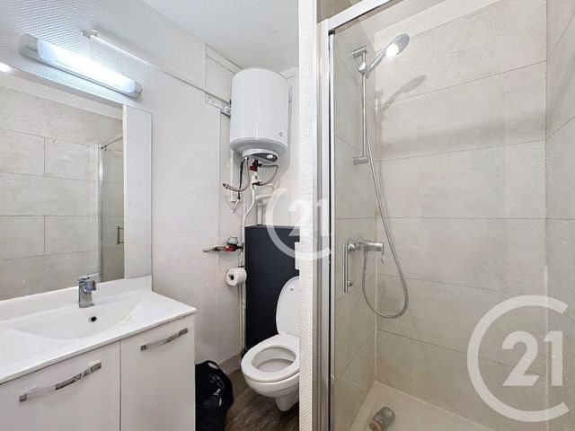 Appartement Studio à vendre - 2 pièces - 30.0 m2 - BELFORT - 90 - FRANCHE-COMTE - Century 21 Agence Du Théâtre