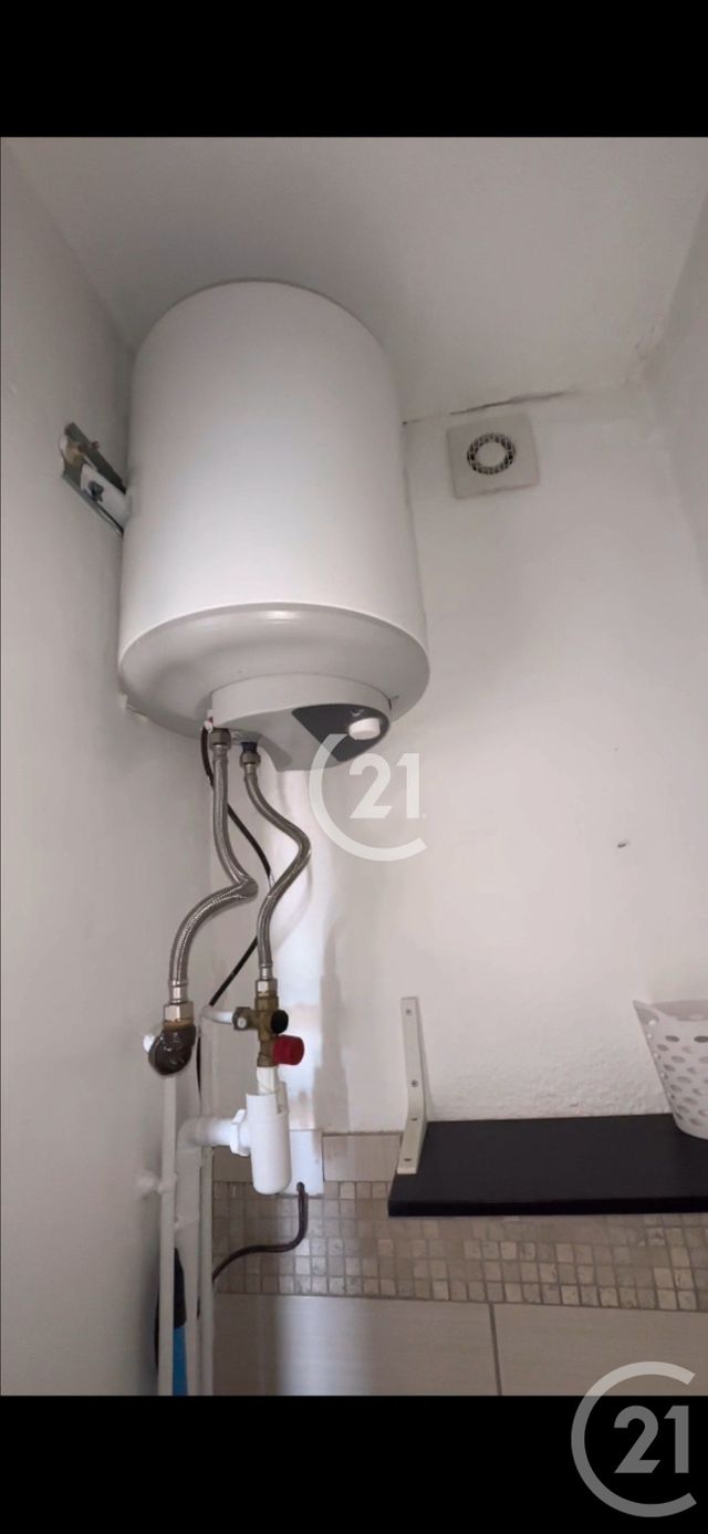 Appartement Studio à vendre - 4 pièces - 30.0 m2 - BELFORT - 90 - FRANCHE-COMTE - Century 21 Agence Du Théâtre