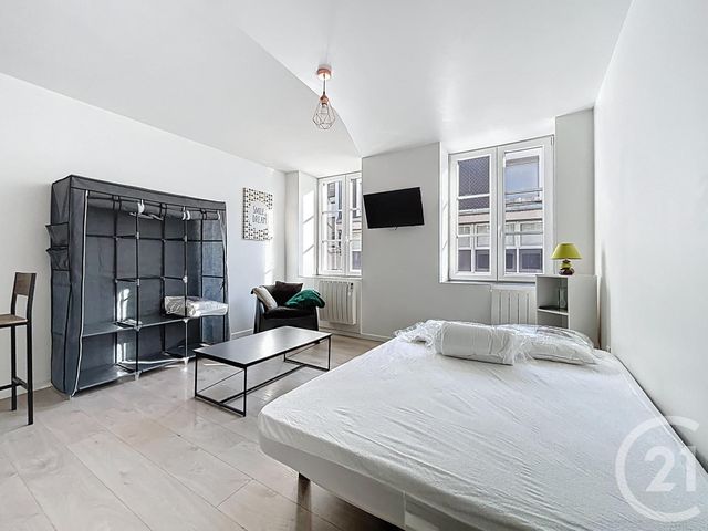 Appartement Studio à louer - 1 pièce - 25.0 m2 - MONTBELIARD - 25 - FRANCHE-COMTE - Century 21 Agence Du Théâtre