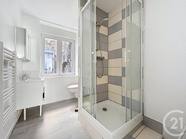 Appartement Studio à louer - 1 pièce - 25.0 m2 - MONTBELIARD - 25 - FRANCHE-COMTE - Century 21 Agence Du Théâtre