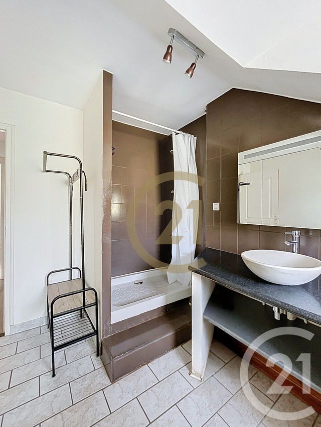 Appartement F2 bis à vendre - 2 pièces - 45.08 m2 - BELFORT - 90 - FRANCHE-COMTE - Century 21 Agence Du Théâtre